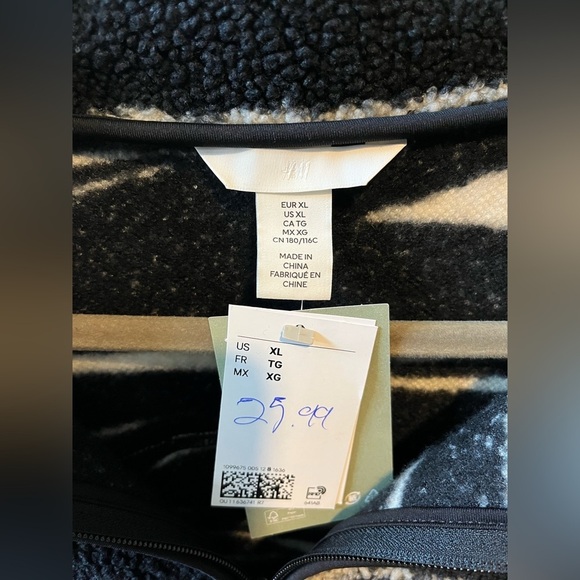 H&M Casual Zippered Jacket XL - Picture 3 of 6